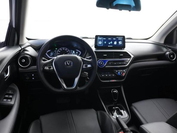 Changan Alsvin с пробегом 2023 года, цена 1 073 021 рубль, 52435 км, седан, Автокод Объявления