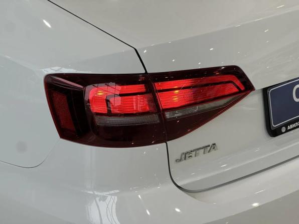 Volkswagen Jetta VI Рестайлинг с пробегом 2018 года, цена 1 550 000 рублей, 23700 км, седан, Автокод Объявления