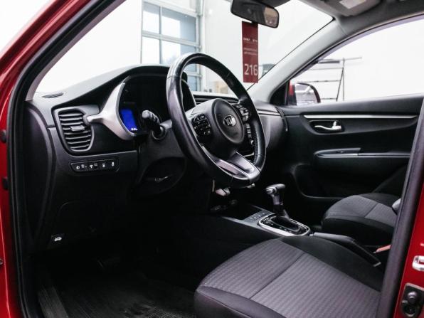 Kia Rio IV Рестайлинг с пробегом 2020 года, цена 1 750 000 рублей, 85104 км, хэтчбек, Автокод Объявления
