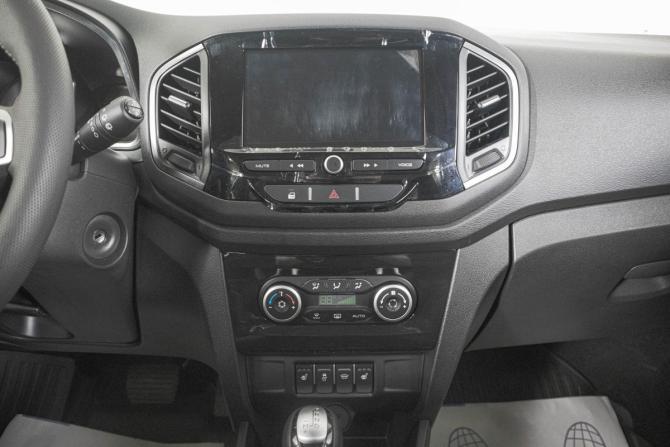 Lada (ВАЗ) XRAY I с пробегом 2021 года, цена 1 699 000 рублей, 2860 км, хэтчбек, Автокод Объявления