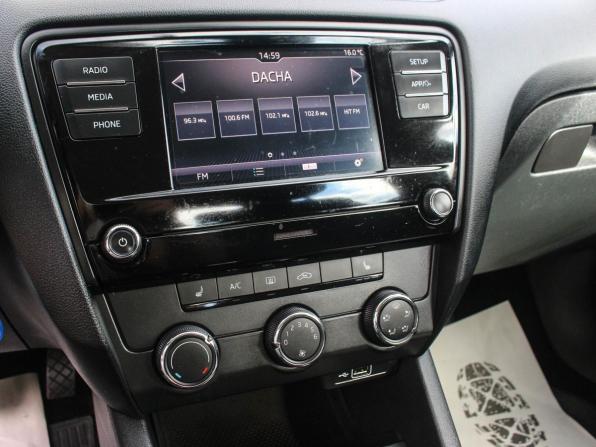 Skoda Octavia III (A7) Рестайлинг с пробегом 2019 года, цена 1 595 000 рублей, 111268 км, лифтбек, Автокод Объявления