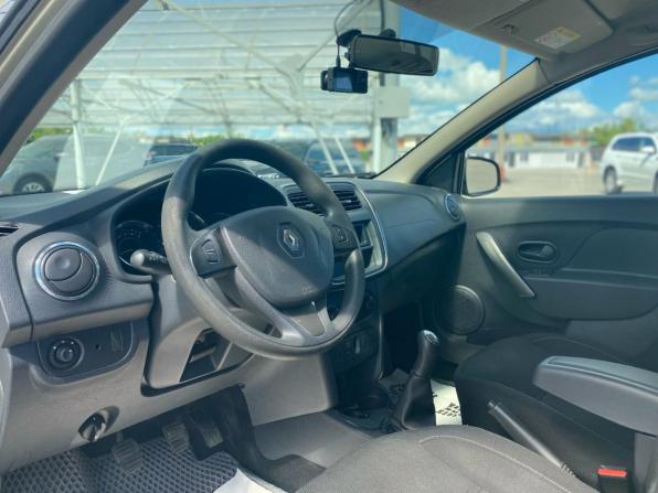 Renault Sandero II с пробегом 2015 года, цена 887 000 рублей, 109922 км, хэтчбек, Автокод Объявления