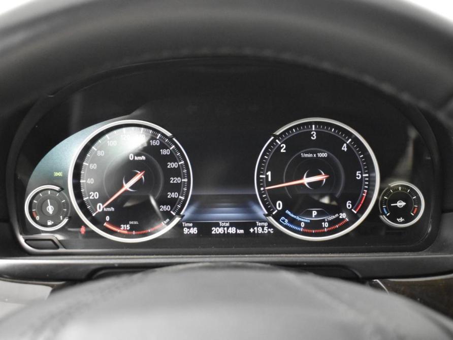 BMW 5 серии VI (F10/F11/F07) Рестайлинг Казань  - изображение 13