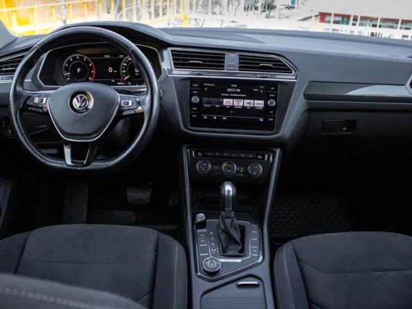 Volkswagen Tiguan II с пробегом 2017 года, цена 2 300 000 рублей, 98000 км, внедорожник, Автокод Объявления
