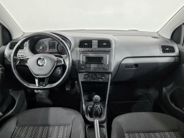Volkswagen Polo V Рестайлинг с пробегом 2017 года, цена 1 080 000 рублей, 88652 км, седан, Автокод Объявления