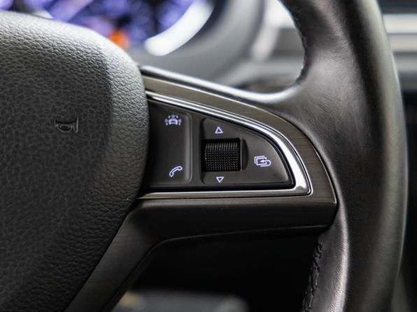 Skoda Rapid I с пробегом 2016 года, цена 1 328 000 рублей, 132476 км, лифтбек, Автокод Объявления