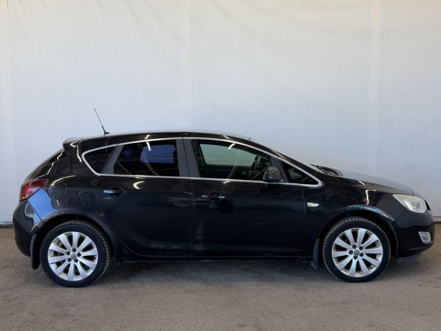Opel Astra J Псков  - изображение 8