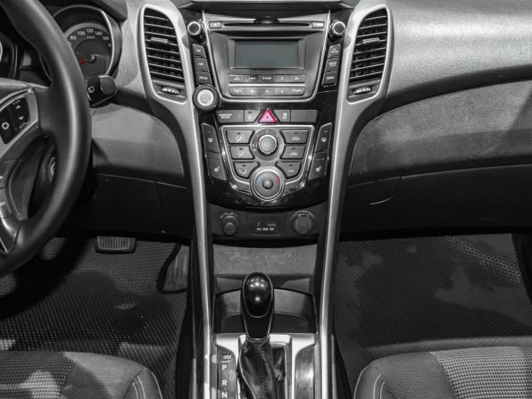 Hyundai i30 II с пробегом 2012 года, цена 799 000 рублей, 223186 км, хэтчбек, Автокод Объявления