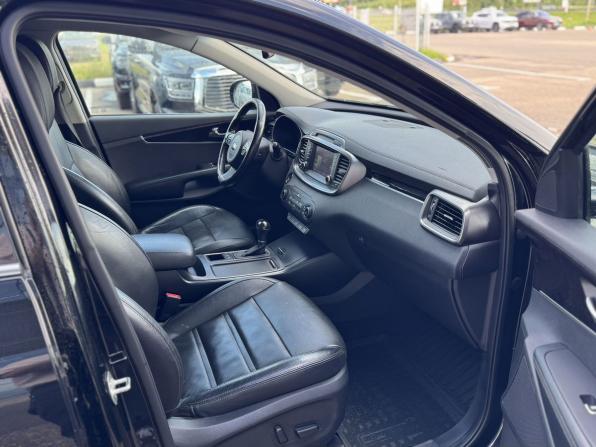 Kia Sorento III Prime Рестайлинг с пробегом 2017 года, цена 1 735 000 рублей, 300000 км, внедорожник, Автокод Объявления