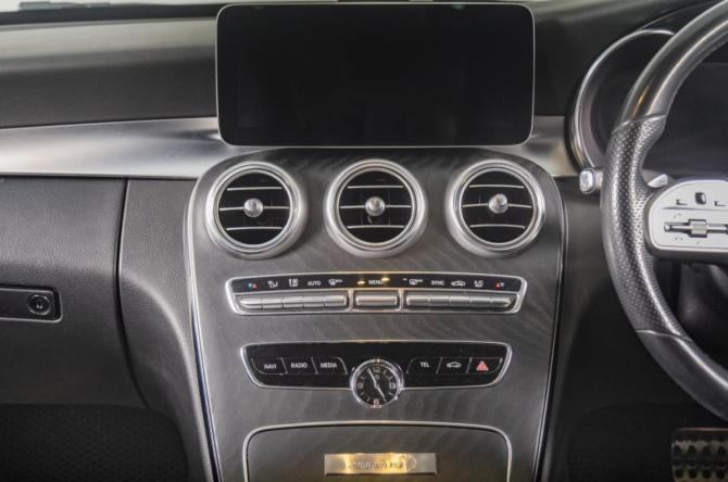 Mercedes-Benz C-Класс IV (W205) Рестайлинг с пробегом 2019 года, цена 2 699 000 рублей, 83000 км, седан, Автокод Объявления