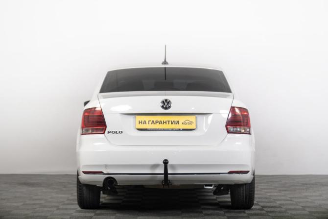 Volkswagen Polo V Рестайлинг с пробегом 2017 года, цена 1 049 000 рублей, 300000 км, седан, Автокод Объявления
