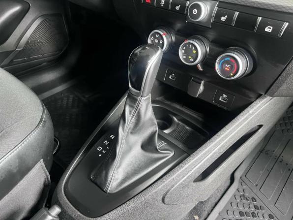 Lada (ВАЗ) Vesta I Рестайлинг (NG) с пробегом 2024 года, цена 1 346 000 рублей, 20000 км, седан, Автокод Объявления