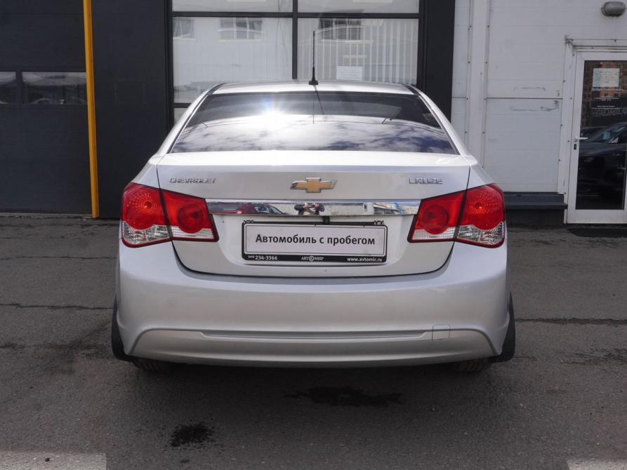 Chevrolet Cruze I Рестайлинг Москва  - изображение 6