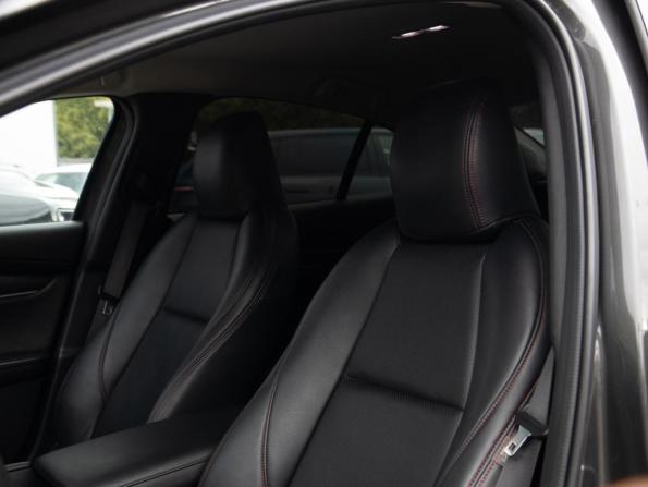 Mazda 3 IV (BP) с пробегом 2020 года, цена 2 068 000 рублей, 104920 км, седан, Автокод Объявления