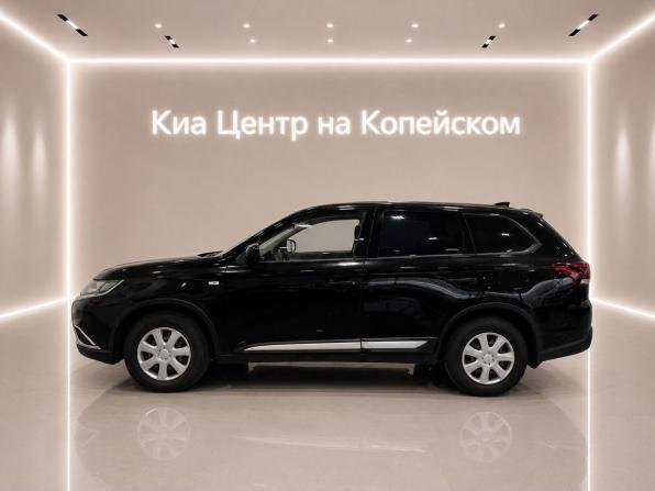 Mitsubishi Outlander III Рестайлинг 2 с пробегом 2018 года, цена 1 895 000 рублей, 180000 км, внедорожник, Автокод Объявления