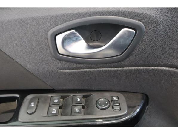 Renault Kaptur I Рестайлинг с пробегом 2021 года, цена 1 592 000 рублей, 149000 км, внедорожник, Автокод Объявления