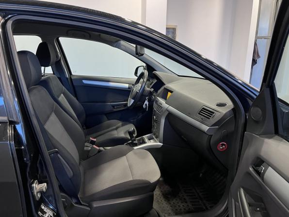 Opel Astra H Рестайлинг с пробегом 2013 года, цена 705 000 рублей, 110221 км, хэтчбек, Автокод Объявления
