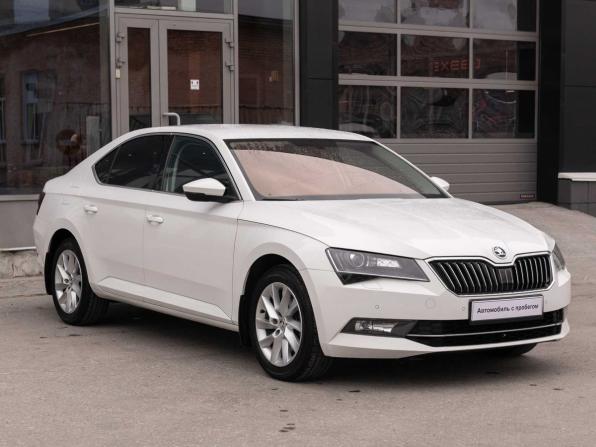 Skoda Superb III с пробегом 2018 года, цена 2 010 000 рублей, 124545 км, лифтбек, Автокод Объявления