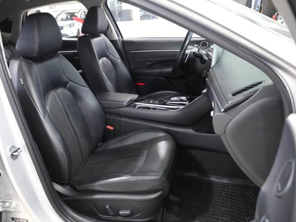 Hyundai Sonata VIII (DN8) с пробегом 2021 года, цена 2 229 000 рублей, 132378 км, седан, Автокод Объявления