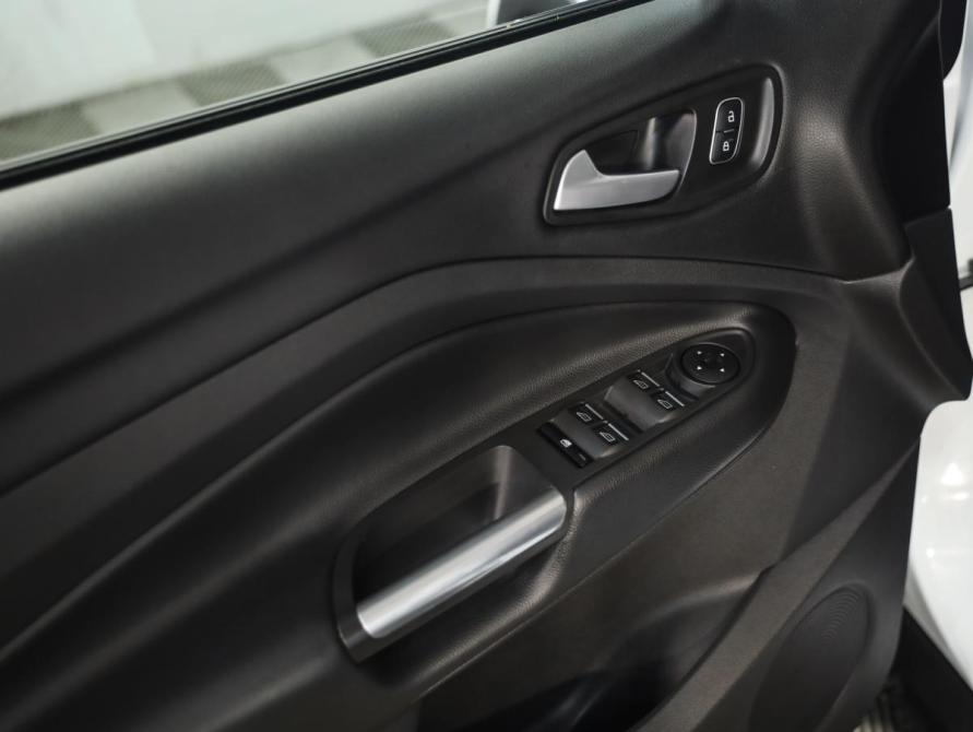Ford Kuga II Рестайлинг Санкт-Петербург  - изображение 18