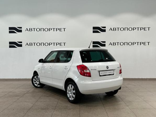 Skoda Fabia II Рестайлинг с пробегом 2014 года, цена 799 000 рублей, 128401 км, хэтчбек, Автокод Объявления