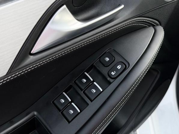 JAC J7 I с пробегом 2023 года, цена 1 050 000 рублей, 135000 км, лифтбек, Автокод Объявления