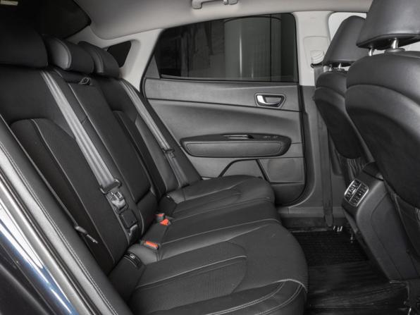 Kia Optima IV Рестайлинг с пробегом 2018 года, цена 1 959 900 рублей, 143506 км, седан, Автокод Объявления