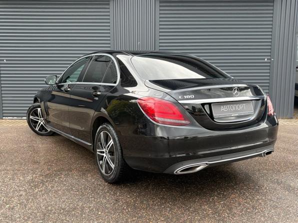 Mercedes-Benz C-Класс IV (W205) Рестайлинг с пробегом 2019 года, цена 2 150 000 рублей, 142518 км, седан, Автокод Объявления