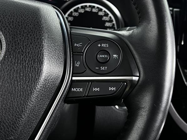 Toyota Camry VIII (XV70) Рестайлинг с пробегом 2021 года, цена 3 800 000 рублей, 87958 км, седан, Автокод Объявления