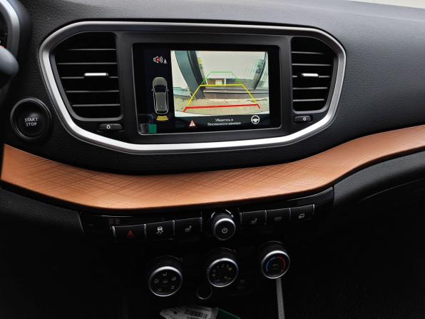 Lada (ВАЗ) Vesta I Рестайлинг (NG) с пробегом 2024 года, цена 1 438 000 рублей, 8990 км, универсал, Автокод Объявления