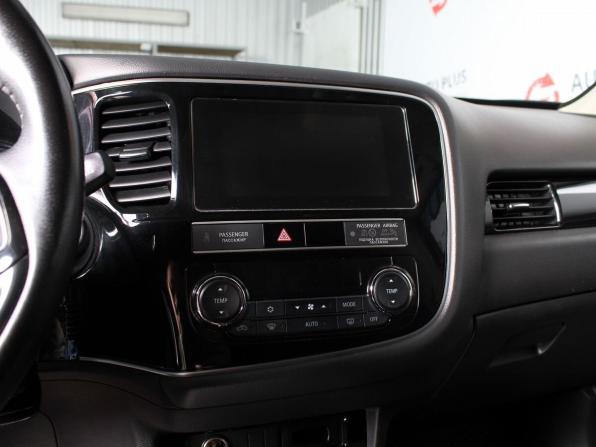 Mitsubishi Outlander III Рестайлинг 3 с пробегом 2019 года, цена 2 099 000 рублей, 131000 км, внедорожник, Автокод Объявления