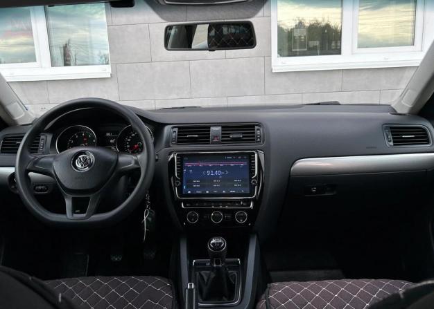 Volkswagen Jetta VI Рестайлинг с пробегом 2015 года, цена 1 090 000 рублей, 190150 км, седан, Автокод Объявления