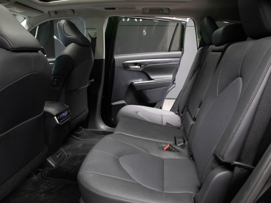Toyota Highlander IV (XU70) Москва  - изображение 16