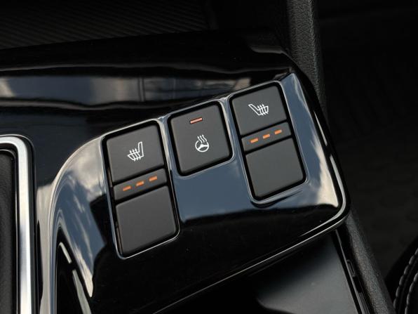 Kia Sportage V с пробегом 2022 года, цена 3 330 000 рублей, 56850 км, внедорожник, Автокод Объявления
