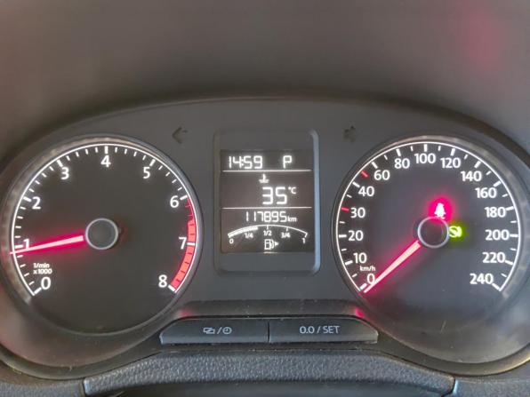 Volkswagen Polo V Рестайлинг с пробегом 2017 года, цена 1 177 000 рублей, 117895 км, седан, Автокод Объявления