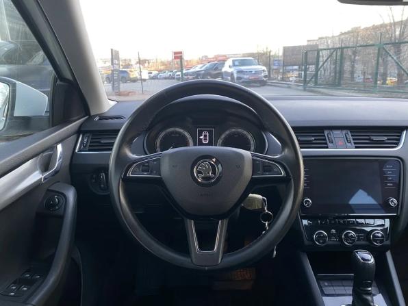 Skoda Octavia III (A7) Рестайлинг с пробегом 2020 года, цена 1 717 000 рублей, 93665 км, лифтбек, Автокод Объявления