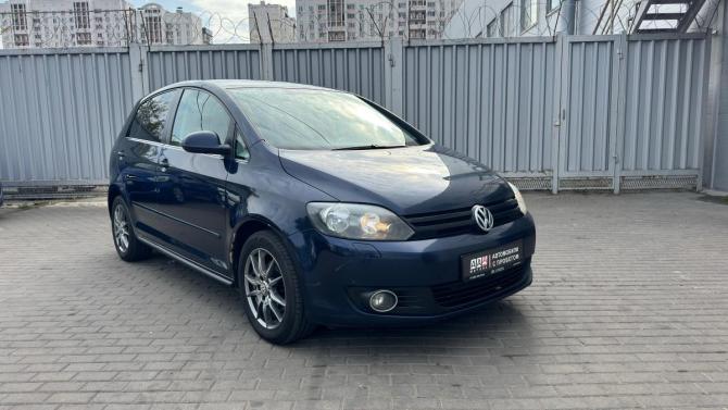 Volkswagen Golf Plus II с пробегом 2013 года, цена 659 000 рублей, 296800 км, хэтчбек, Автокод Объявления