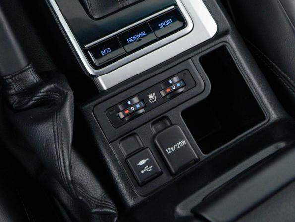 Toyota Land Cruiser Prado 150 Series Рестайлинг 2 с пробегом 2019 года, цена 5 127 077 рублей, 129168 км, внедорожник, Автокод Объявления