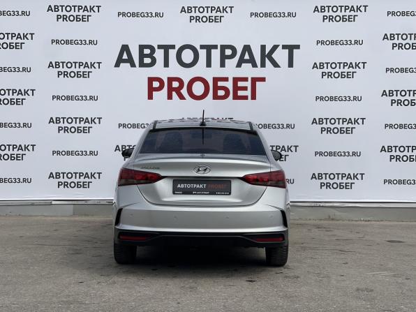 Hyundai Solaris II с пробегом 2020 года, цена 1 398 000 рублей, 60186 км, седан, Автокод Объявления