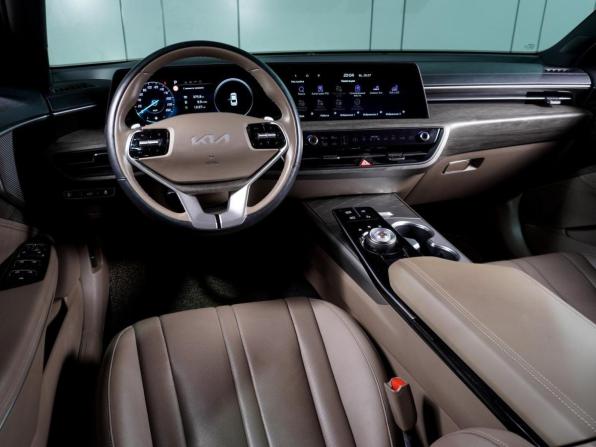 Kia K8 I с пробегом 2022 года, цена 4 558 000 рублей, 37489 км, седан, Автокод Объявления
