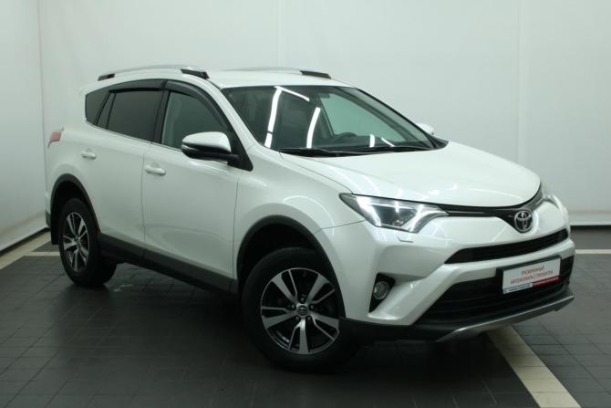 Toyota RAV4 IV (XA40) Рестайлинг с пробегом 2016 года, цена 2 597 000 рублей, 105969 км, внедорожник, Автокод Объявления