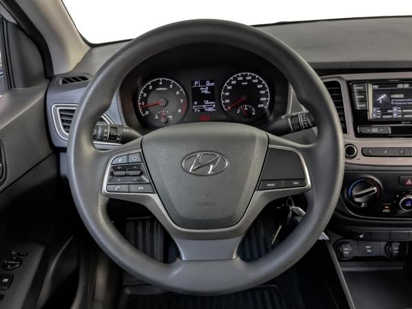 Hyundai Solaris II Рестайлинг с пробегом 2022 года, цена 1 670 000 рублей, 74258 км, седан, Автокод Объявления