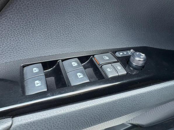 Toyota Camry VIII (XV70) с пробегом 2019 года, цена 2 150 000 рублей, 135367 км, седан, Автокод Объявления