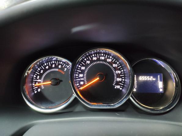 Renault Logan II Рестайлинг с пробегом 2022 года, цена 1 239 000 рублей, 65552 км, седан, Автокод Объявления