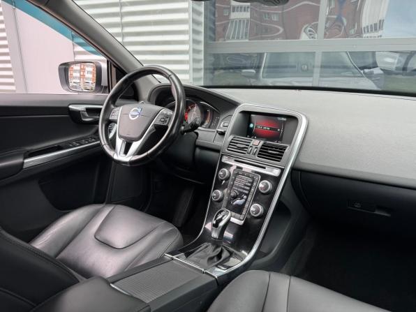 Volvo XC60 I Рестайлинг с пробегом 2016 года, цена 1 990 000 рублей, 170000 км, внедорожник, Автокод Объявления