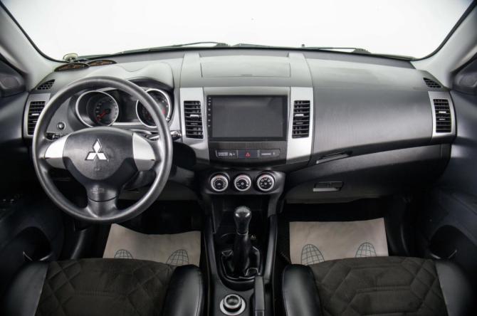 Mitsubishi Outlander II с пробегом 2008 года, цена 969 000 рублей, 225500 км, внедорожник, Автокод Объявления