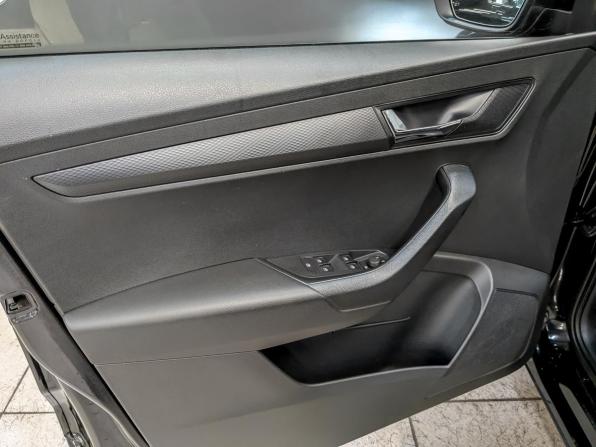 Skoda Karoq I с пробегом 2020 года, цена 2 245 000 рублей, 74381 км, внедорожник, Автокод Объявления