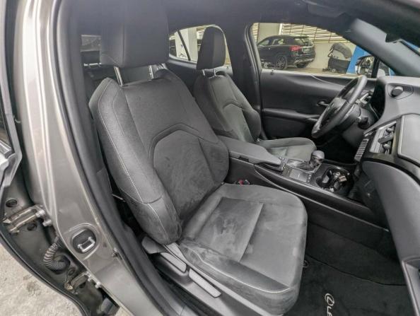 Lexus UX I с пробегом 2020 года, цена 3 145 000 рублей, 83641 км, внедорожник, Автокод Объявления