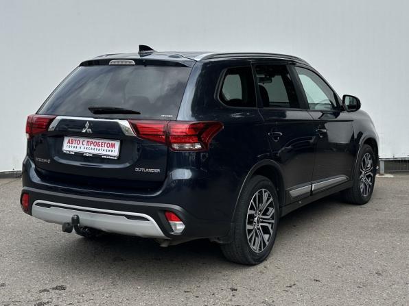Mitsubishi Outlander III Рестайлинг 3 с пробегом 2020 года, цена 2 350 000 рублей, 99605 км, внедорожник, Автокод Объявления