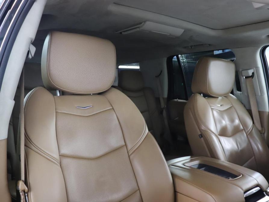 Cadillac Escalade IV Москва  - изображение 16